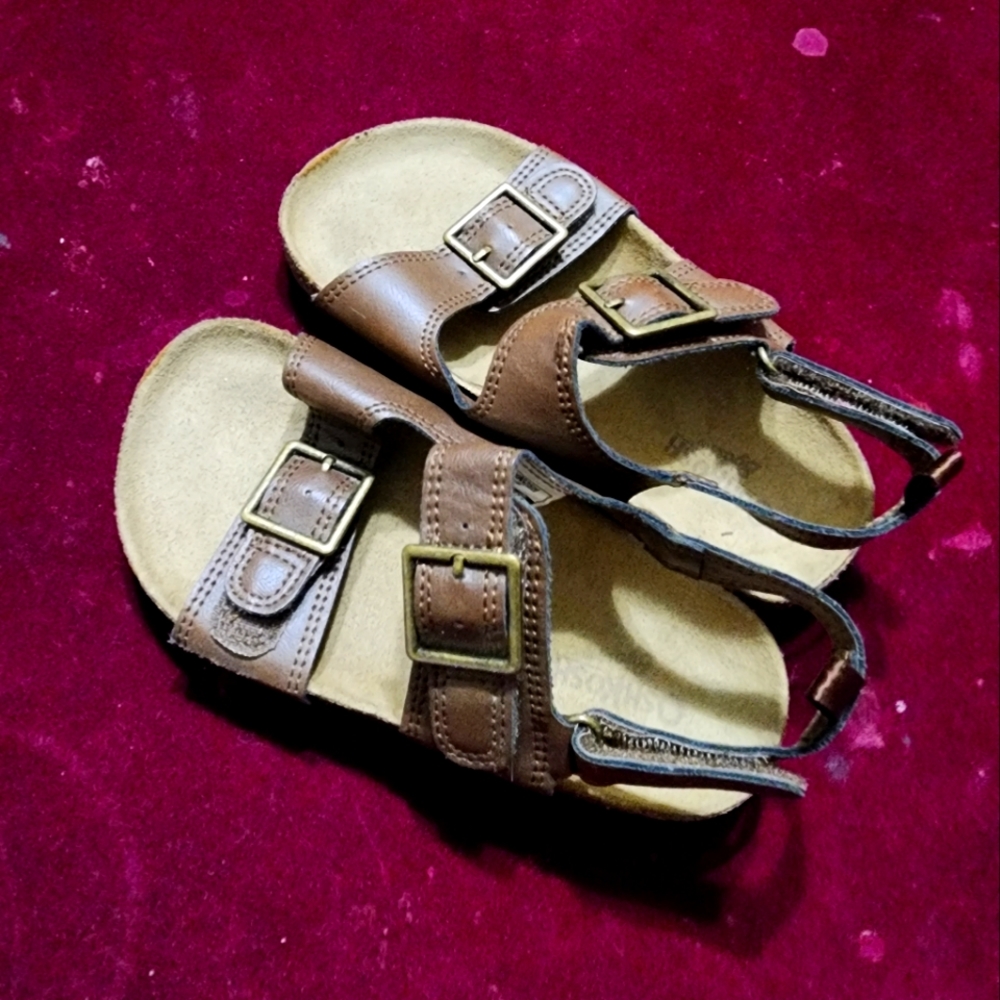 OshKosh B'Gosh Unisex-Child Sandal - Picture 4 of 8